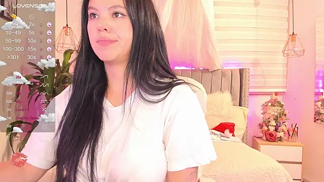 Snapshot of vanesa_moon__ chatting on 01.12.25 vanesa moon online show from 01.12.25