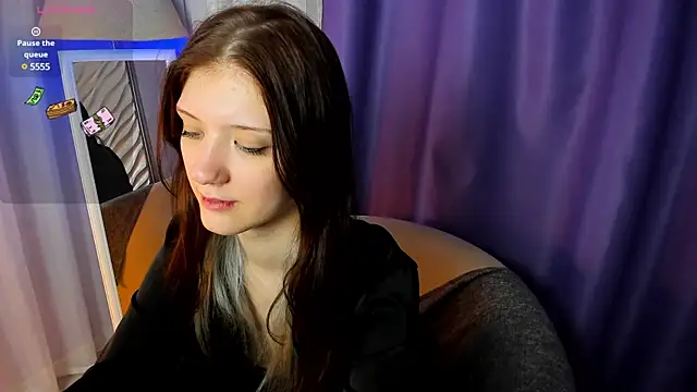 Snapshot of Lina_Vi chatting on 03.11.25 Lina Vi online show from 03.11.25