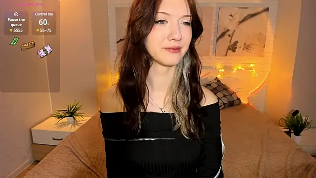 Snapshot of Lina_Vi chatting on 03.14.25 Lina Vi online show from 03.14.25