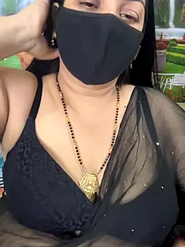 Snapshot of FlatVincy4 chatting on 11.06.25 FlatVincy4 online show from 11.06.25