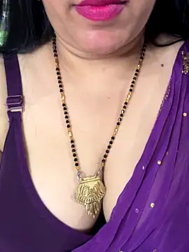 Snapshot of FlatVincy4 chatting on 11.07.25 FlatVincy4 online show from 11.07.25