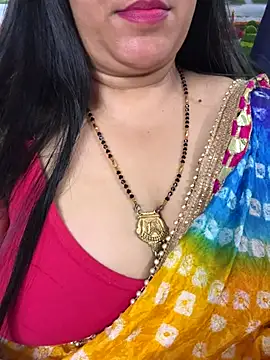 Snapshot of FlatVincy4 chatting on 11.08.25 FlatVincy4 online show from 11.08.25