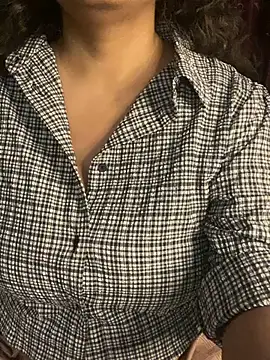 Snapshot of hot_menka chatting on 01.14.25 hot menka online show from 01.14.25