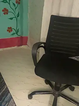 Snapshot of hot_menka chatting on 03.18.25 hot menka online show from 03.18.25