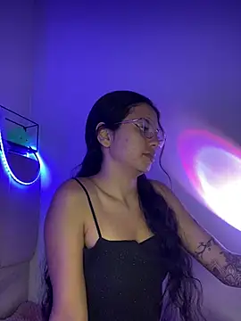 Rosita forever  online show from 02.13.25