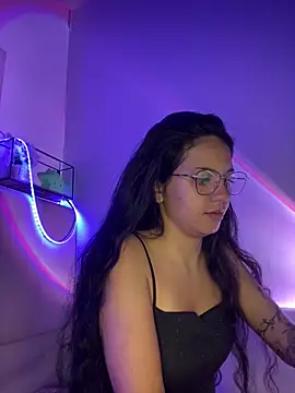 Rosita forever  online show from 02.14.25