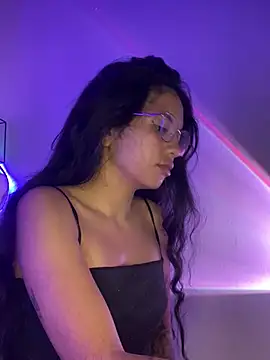 Rosita forever  online show from 02.14.25