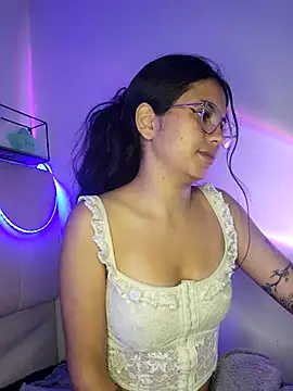 Rosita forever  online show from 02.25.25