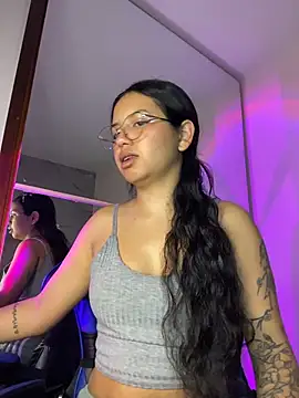 Snapshot of Rosita_forever_ chatting on 05.04.26 Rosita forever online show from 05.04.26