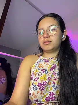 Snapshot of Rosita_forever_ chatting on 05.15.26 Rosita forever online show from 05.15.26