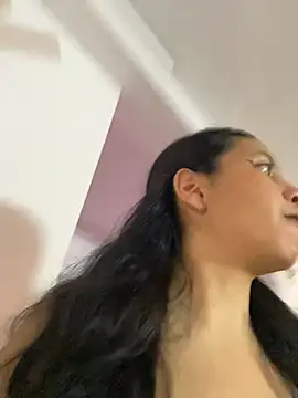 Snapshot of Rosita_forever_ chatting on 05.21.26 Rosita forever online show from 05.21.26