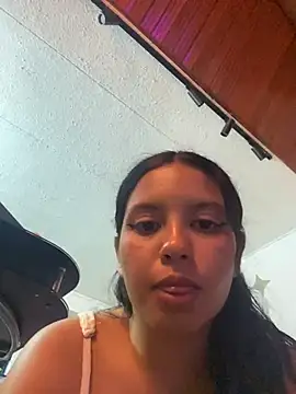 Snapshot of Rosita_forever_ chatting on 05.26.26 Rosita forever online show from 05.26.26