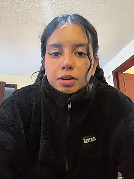 Snapshot of Rosita_forever_ chatting on 07.17.26 Rosita forever online show from 07.17.26
