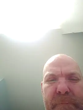 hoodratoui online show from 11.29.25