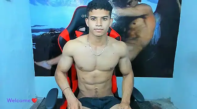 Snapshot of oliver_thompsson7 chatting on 12.22.24 oliver thompsson7 online show from 12.22.24