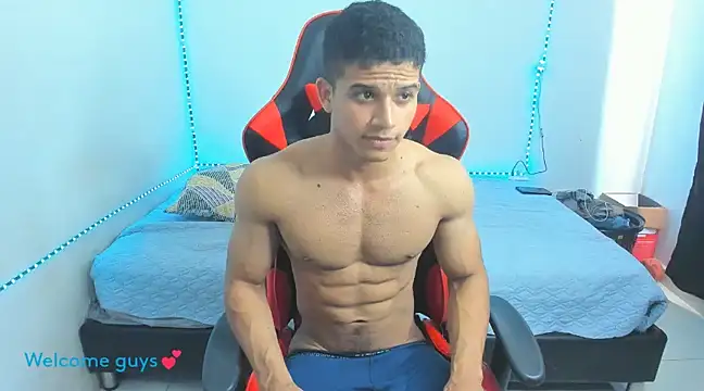 Snapshot of oliver_thompsson7 chatting on 01.28.25 oliver thompsson7 online show from 01.28.25