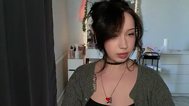 MoranaMissGod online show from 05.10.26
