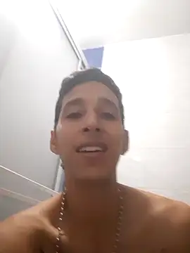 Snapshot of judesmith95 chatting on 12.31.24 judesmith95 online show from 12.31.24