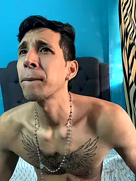 Snapshot of judesmith95 chatting on 09.18.25 judesmith95 online show from 09.18.25