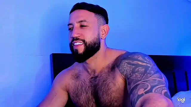 Snapshot of BradLeon_ chatting on 03.23.25 BradLeon  online show from 03.23.25