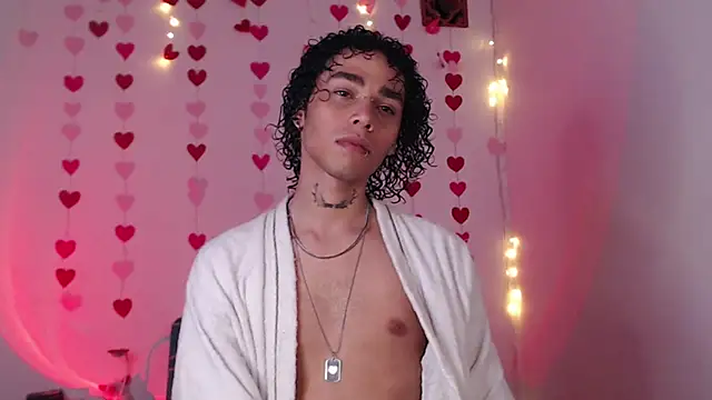 Snapshot of seven7xis chatting on 02.09.25 seven7xis online show from 02.09.25