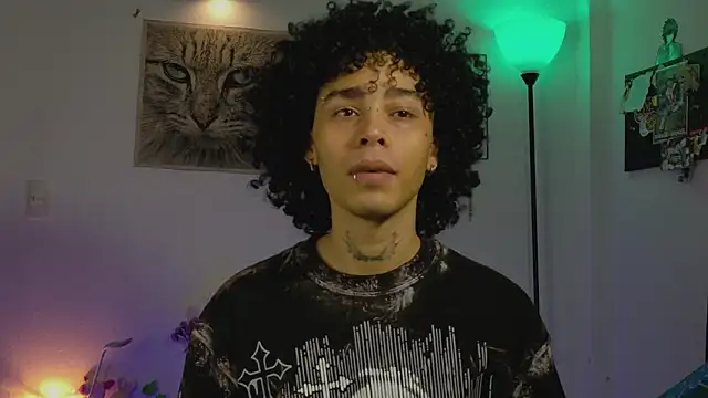 Snapshot of seven7xis chatting on 03.15.26 seven7xis online show from 03.15.26