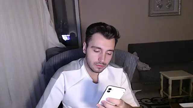 handsomeee04 online show from 10.02.25