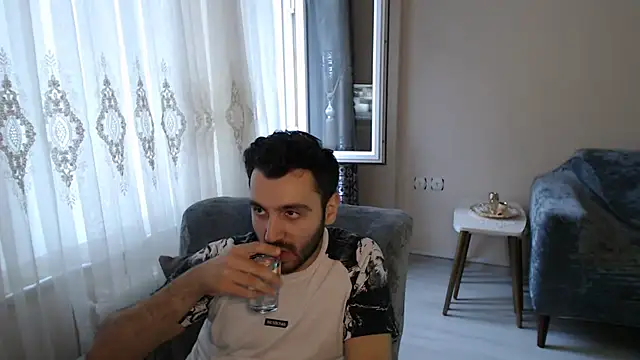 handsomeee04 online show from 05.24.26