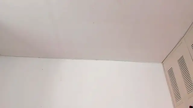 emmaTorres1 online show from 01.28.25