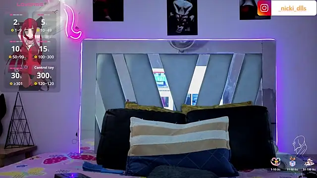 Snapshot of supradoll chatting on 11.11.25 supradoll online show from 11.11.25