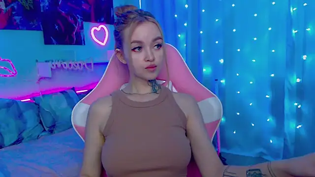 Naughty Mable online show from 02.15.25