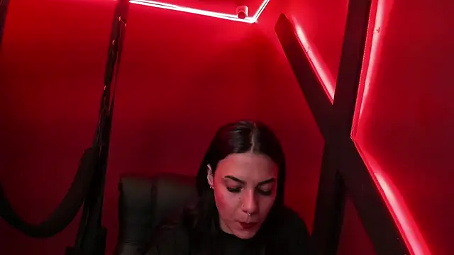 Snapshot of Abril_jones10 chatting on 02.15.25 Abril jones10 online show from 02.15.25