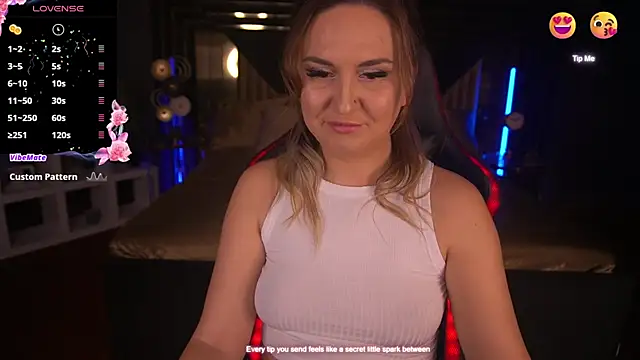 LovelyMollyy online show from 02.05.25