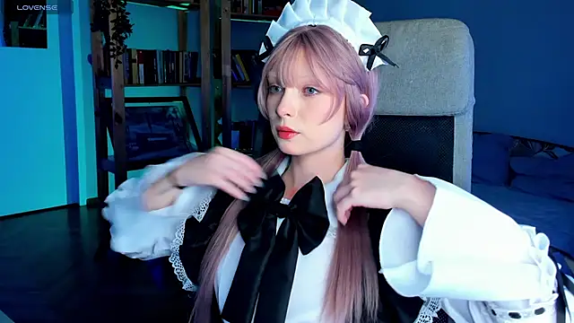 Snapshot of forget_me_not_eve chatting on 02.25.25 forget me not eve online show from 02.25.25