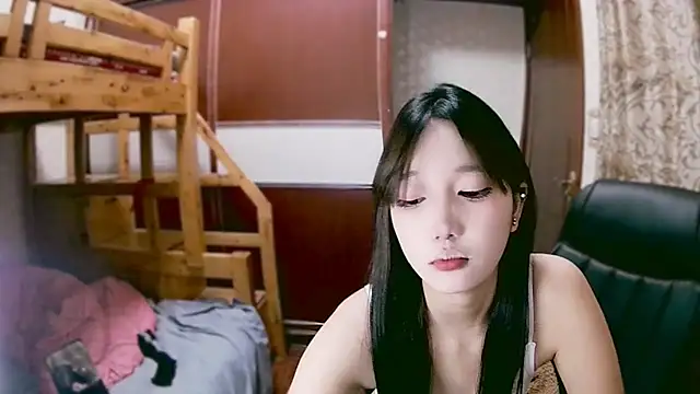 lulu-2002 online show from 12.31.24