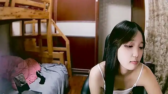 lulu-2002 online show from 12.31.24