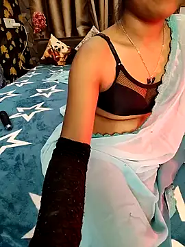 Little  Lia online show from 02.21.25