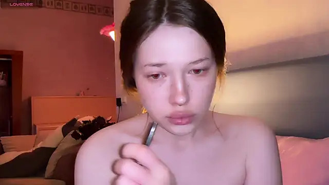eva varnerr online show from 06.04.26