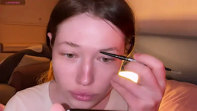 eva varnerr online show from 06.21.26