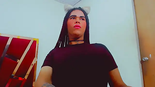 Snapshot of fox_naughty_violet chatting on 09.12.25 fox naughty violet online show from 09.12.25