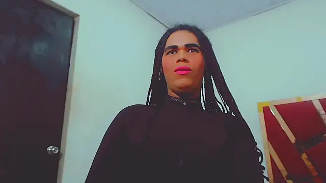 Snapshot of fox_naughty_violet chatting on 09.17.25 fox naughty violet online show from 09.17.25