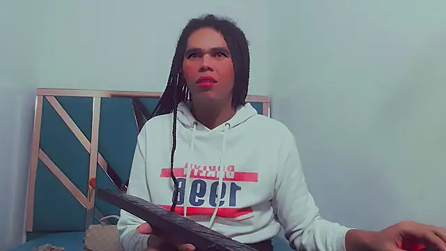 Snapshot of fox_naughty_violet chatting on 11.27.25 fox naughty violet online show from 11.27.25