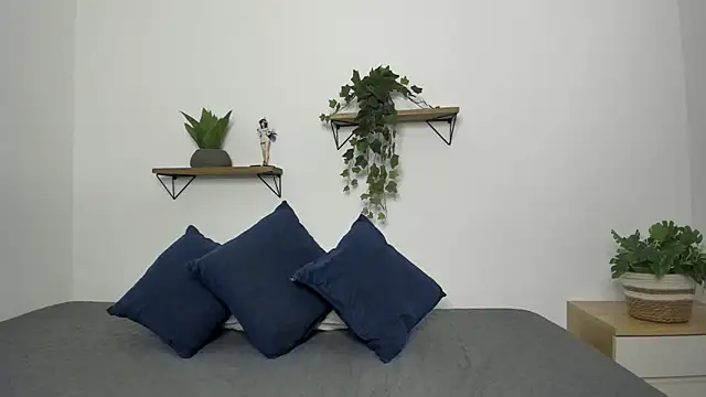 Snapshot of naughty_1girl chatting on 04.07.26 naughty 1girl online show from 04.07.26