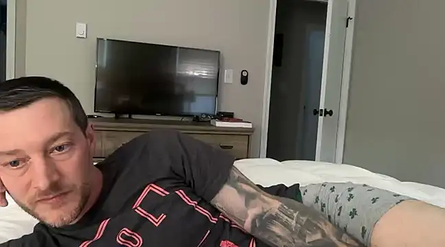 Snapshot of moon-boy chatting on 01.03.25 moon-boy online show from 01.03.25