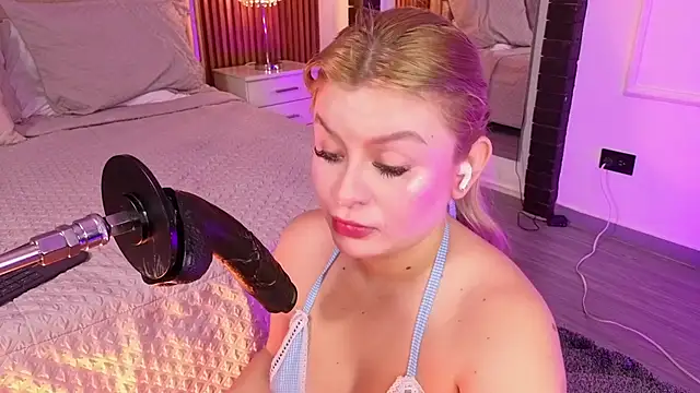 LolaAngellx online show from 06.18.26