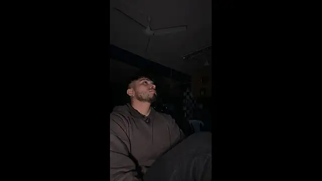 Snapshot of Beboteejoel chatting on 09.25.25 Beboteejoel online show from 09.25.25