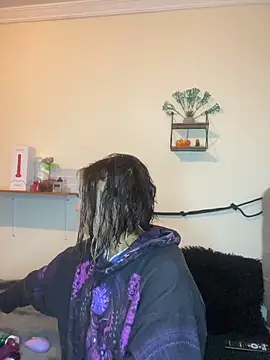 Snapshot of BlueStoneX chatting on 12.20.25 BlueStoneX online show from 12.20.25