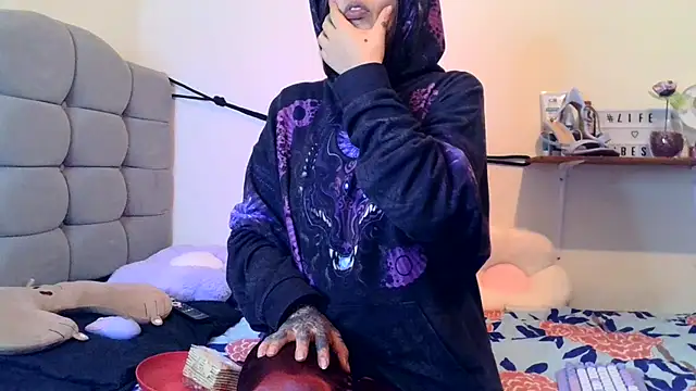 Snapshot of BlueStoneX chatting on 01.13.26 BlueStoneX online show from 01.13.26