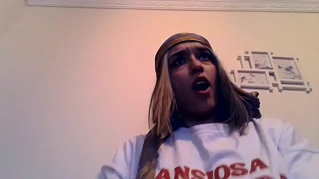 Snapshot of BlueStoneX chatting on 02.06.26 BlueStoneX online show from 02.06.26