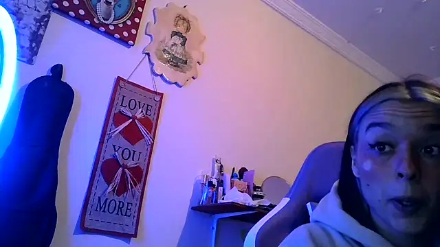 Snapshot of BlueStoneX chatting on 02.14.26 BlueStoneX online show from 02.14.26